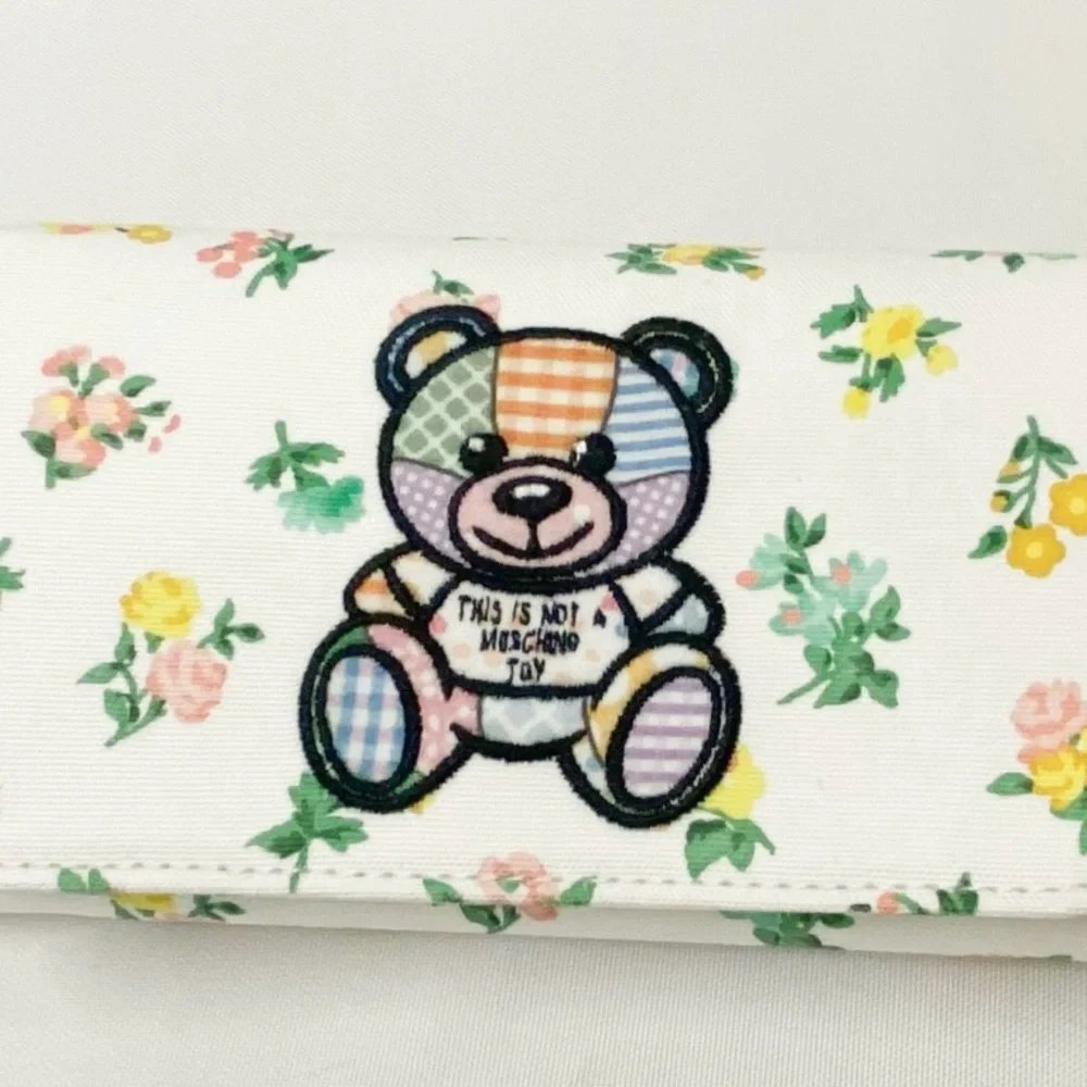 ❌Sold ❌NWT-MOSCHINO Couture Jeremy Scott Teddy Bear Wallet on chain. - Picture 5 of 13